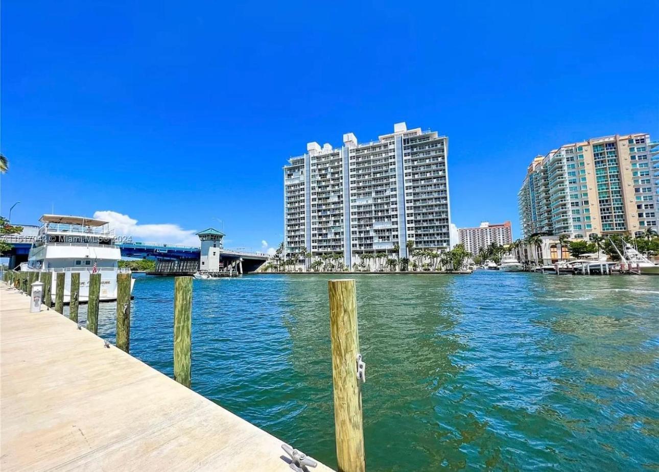 Galleryone Doubletree Hilton Gc Turtle Cove Fort Lauderdale Exteriör bild