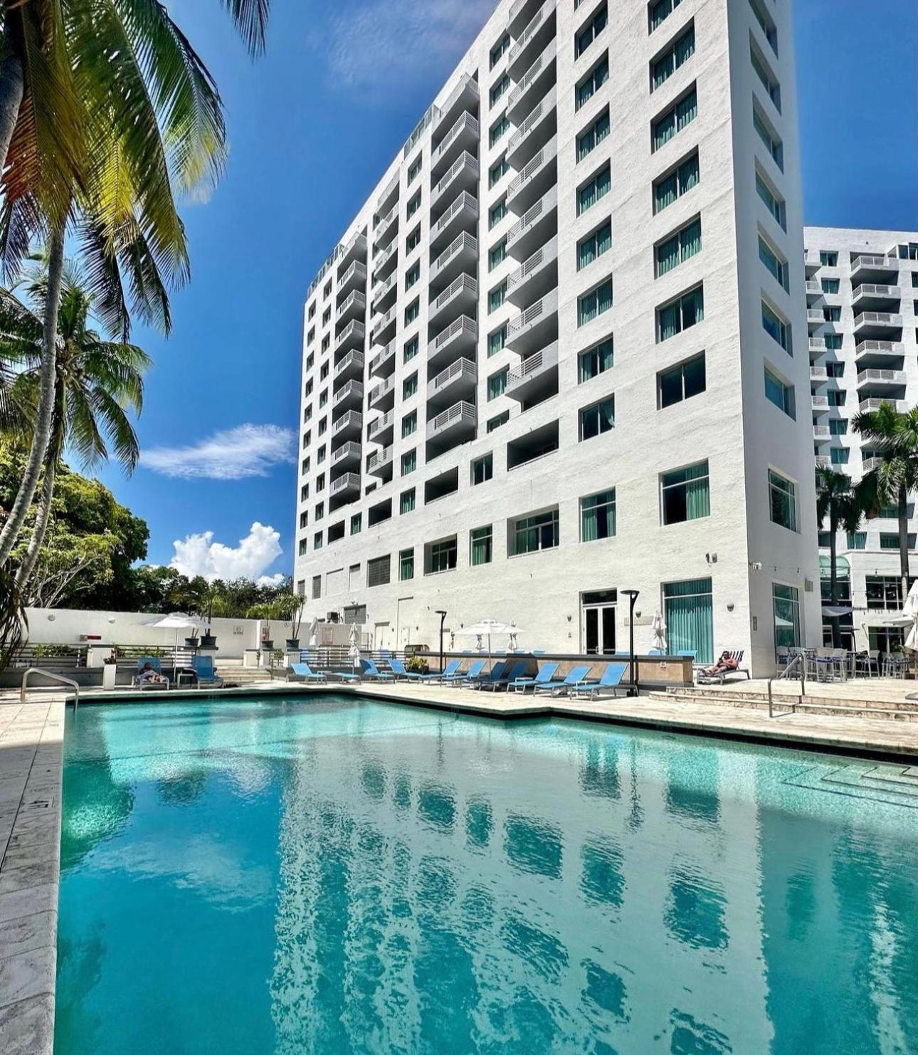 Galleryone Doubletree Hilton Gc Turtle Cove Fort Lauderdale Exteriör bild